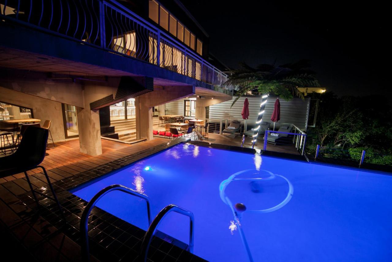 Mister C Bed & Breakfast ฮาร์ทบีสบูร์ท ภายนอก รูปภาพ