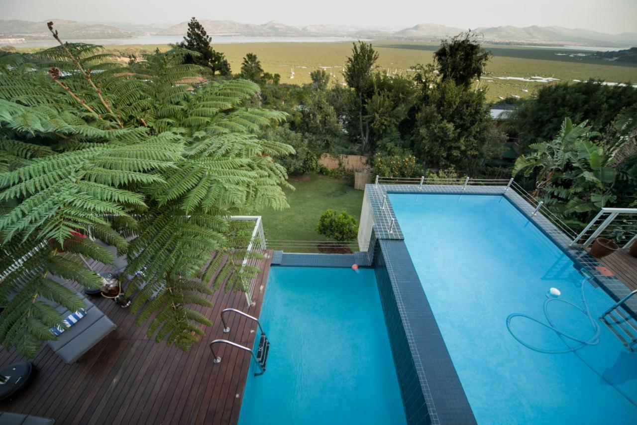Mister C Bed & Breakfast ฮาร์ทบีสบูร์ท ภายนอก รูปภาพ